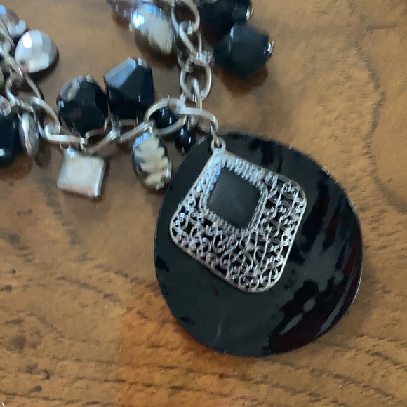 Charmed necklace - Picture 6 of 7